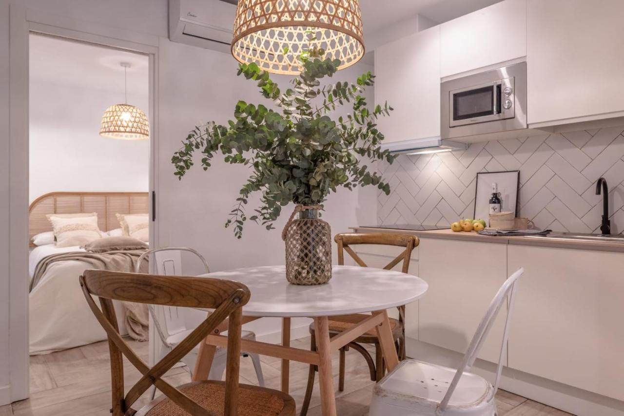 Apartamentos Junto A Jardines Del Triunfo Grenada Zewnętrze zdjęcie